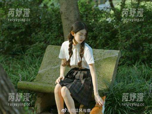 beautyleg - 美图资源汇聚，Iris的白裙让你沉醉其中！