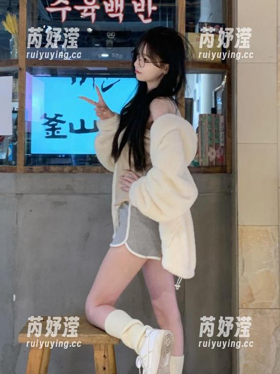 beautyleg - 发现Jenny肉丝的精致生活，精选套图带你一起享受细腻雅致的视觉享受！