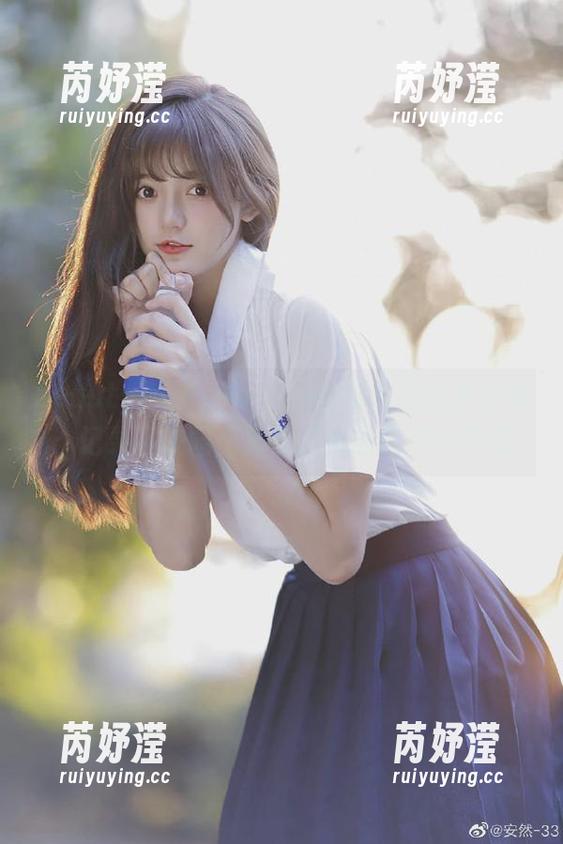 beautyleg - Jessie校服套图分享合集：记录下校园里那份特殊的纯真与梦想