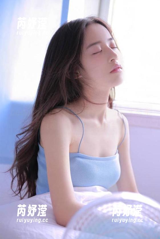 beautyleg - 探讨Olivia护士：无圣光作品展现护理工作的真实与挑战