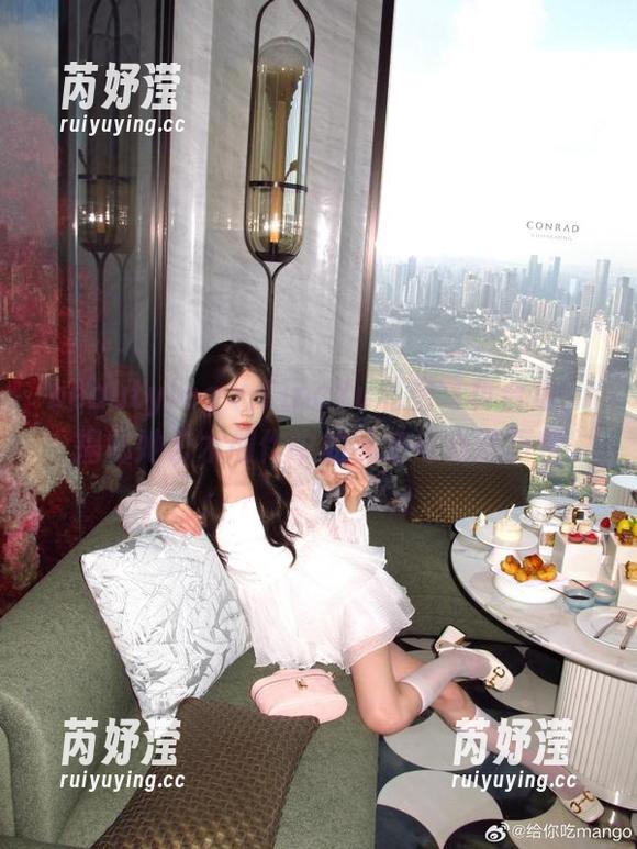 beautyleg-TinaYu beautyleg - TinaYu私密写真合集:揭秘她艺术创作中的秘密与心路历程