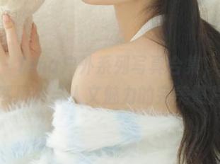 pans – Tina户外系列写真合集，感受自然风光与人文魅力的完美照片
