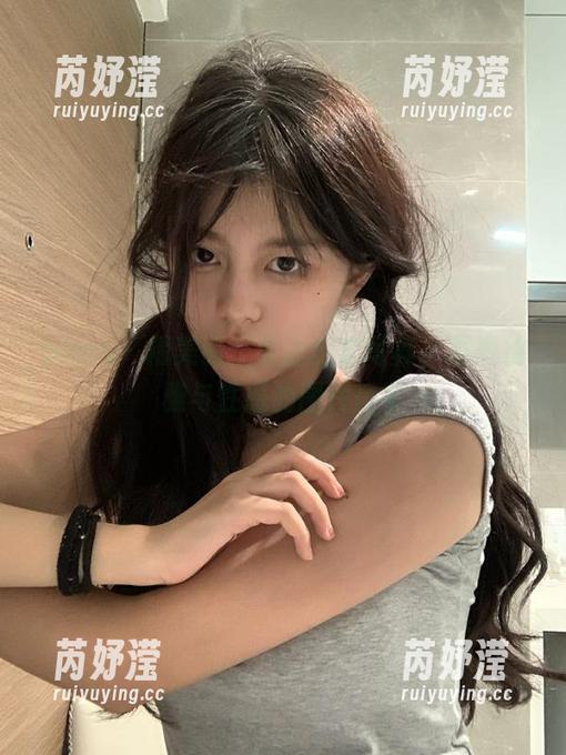 pans - 精美薇妮黑丝全套写真，展现优雅与性感的图片盛宴