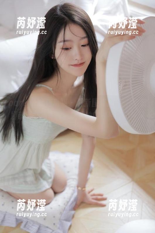partycat轰趴猫-K8傲娇萌萌 partycat轰趴猫 - 最新图库更新:K8傲娇萌萌御姐写真,感受她的独特魅力与风格