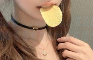 高清美图盛宴：yeeun孙乐乐校园写真，揭秘青春背后的故事与情感