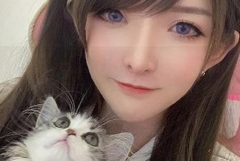 黑修女灵感来源揭秘，一小央泽的原图与套图展现独特的艺术视角