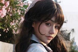探索最新图库：一笑芳香沁女仆写真，释放你的视觉享受与想象力