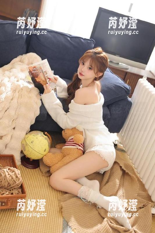 丽柜 - 收藏佳怡美腿写真，壁纸艺术让生活格调提升