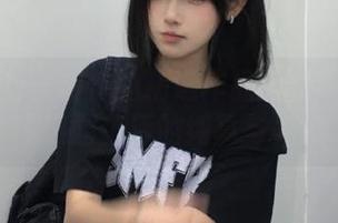 丽柜 – 兔子创作的精选作品：奶牛写真展现田园生活的纯真与美好