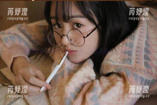 丽柜 - 安娜的写真图集：三生三丝，带您感受多元化的艺术魅力