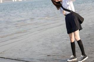 丽柜 – 心心的视觉故事：观察她的每一套装合集之美！