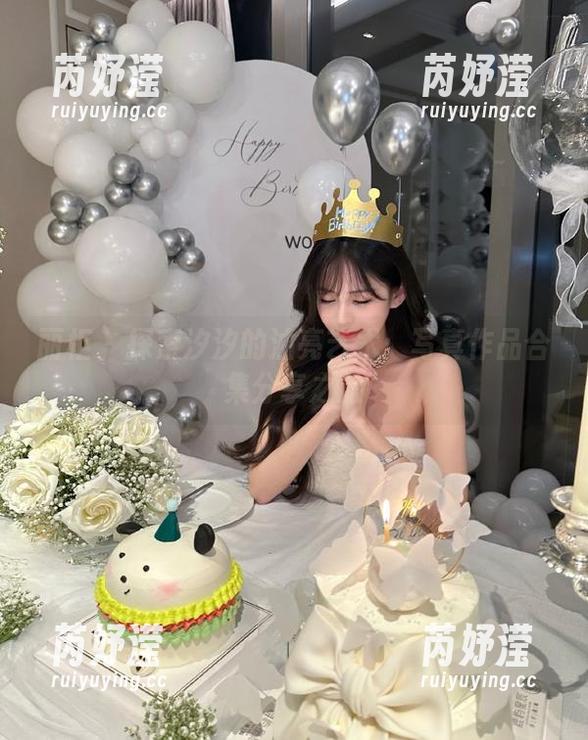 丽柜-汐汐 丽柜 - 探索汐汐的油亮艺术:写真作品合集分享之旅