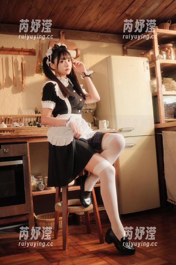 丽柜 - 捕捉夏日魅影，美美泳装全集下载，让你一看成主顾！
