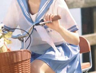 丽柜 – 轩轩的可爱摄影美图合集，感受她那份纯真与俏皮的气息