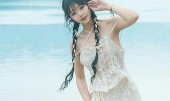 精选云溪溪红裙写真，感受夏日的清新与浪漫