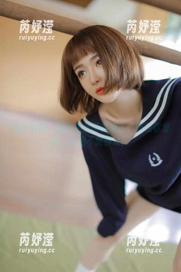 克拉女神 - 汤怡黑丝写真精选：如果你爱美，就绝不能错过！