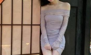 克拉女神 – 开启你的小星球，观看珊珊的甜心写真之旅，惊喜不断！