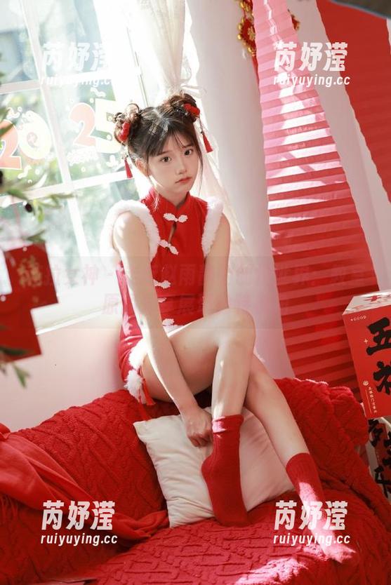 克拉女神 - 走近赵雨静的创作世界：教室原图分享展现独特视角