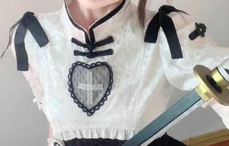 克拉女神 – 钟淇的秘密时刻：绝美写真图包与创意合集不容错过