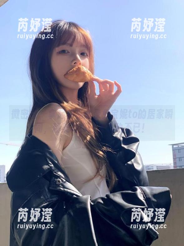 微密圈 - 拿起相机记录兔宝妮to的居家瞬间，精美写真让人心动不已！