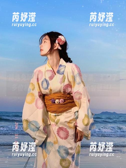 精选兔玩映画的小性感原图合集，汇聚了多位模特的迷人瞬间，绝对不容错过！