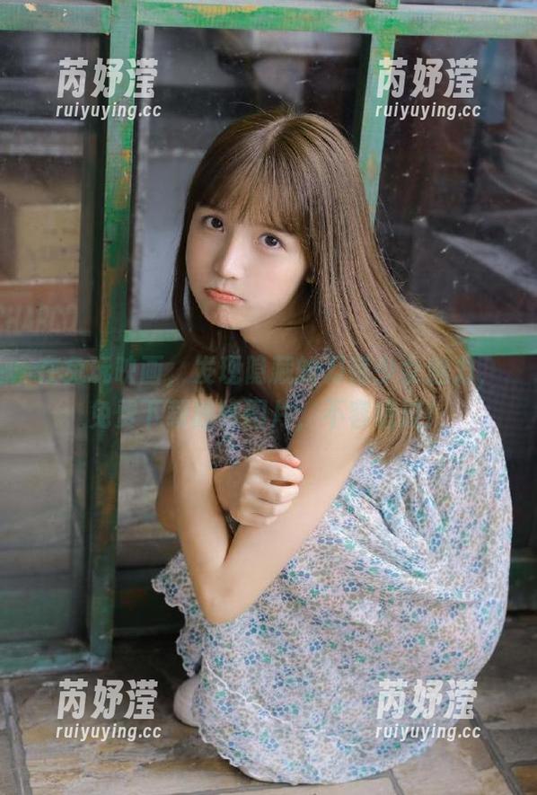 兔玩映画 在兔玩映画,发现隐藏的刀锋少女魅力,免费下载独特图片,不容错过!
