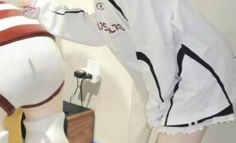 可可小白兔体操服女学生的清新套图资源，享受校园的无限魅力！