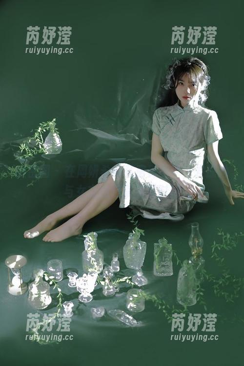 周妍希 微密圈 - 在周妍希的私房美图中,发掘她与女友的日常浪漫时刻