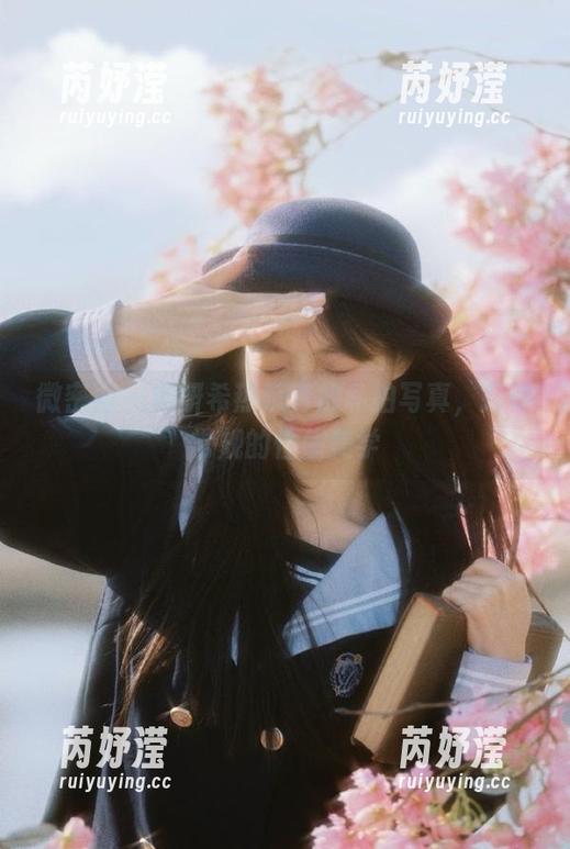 周妍希 微密圈 - 周妍希热辣奔放私拍写真,打破常规的性感美学
