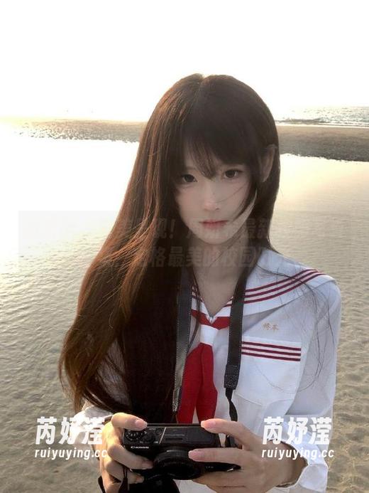 微密圈 - 完美呈现！周妍希最新校服写真合集，定格最美的校园时光