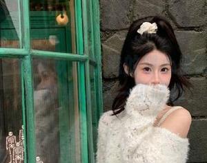 嗲囡囡 – 悦爷妖精打造的暖心圣诞：高清写真集让你一见倾心