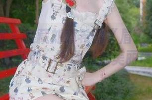 头条女神 – 收藏刘瑾希的《眉飞色舞》写真，免费获取，下载后把美丽带回家！