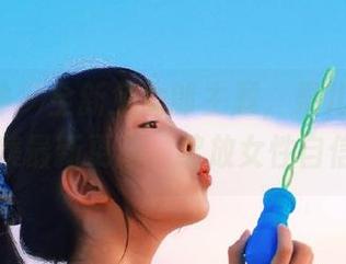 头条女神 – 全新兔女郎主题，果儿Victoria写真集最新更新，绽放女性自信与优雅
