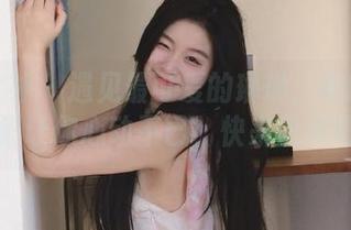 头条女神 – 遇见最可爱的琳琳：她的图包合集让你心动不已，快来收藏吧！
