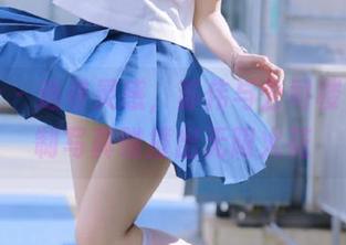 妖精社 – 追寻灵感，苏伟与公司楼下的定制写真碰撞出无限火花