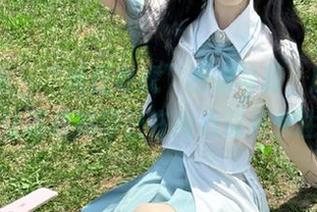微密圈 – “妮是老虎”校服写真，原图作品让青春的印记在内心深处永驻。