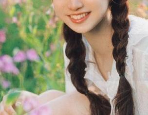探索姜仁卿(강인경)学妹的魅力：超赞写真图片合集抢先看