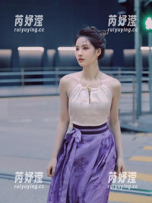 宋昱欣 微密圈 - 定制泳衣写真享受,跟着宋昱欣掀起海滩风情的新潮流!
