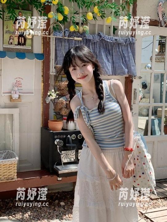 微密圈 - 一同欣赏宋昱欣体操服的优雅与动感，免费下载精美写真图片，尽享视觉盛宴！