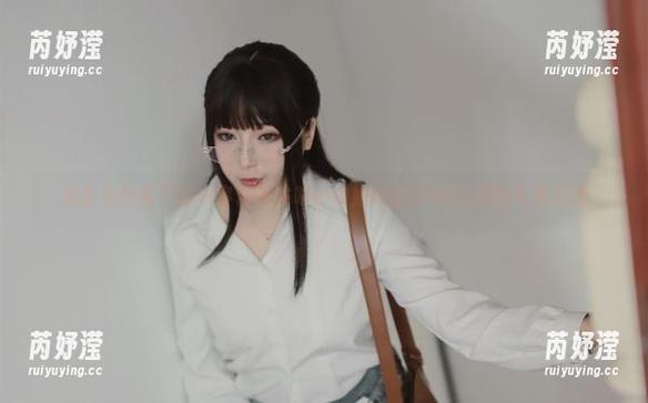 小容仔咕咕咕w 无圣光照耀下的小容仔咕咕咕w和她的创口贴OL原图写真大赏
