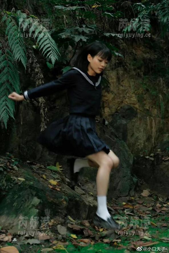 小萌子 微密圈 - 在线探索小萌子白色蕾丝写真资源,让每一瞬间都动人