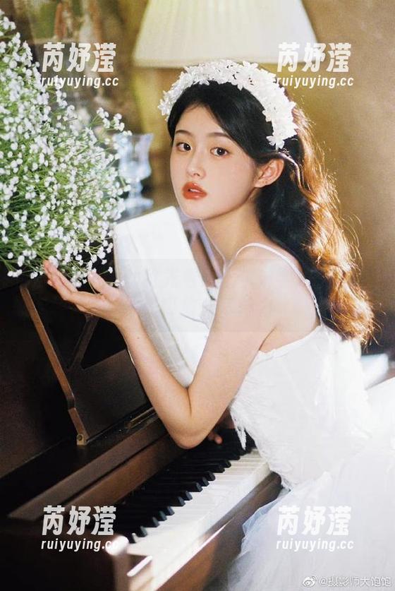 尤果网 - 福利抢先看！王尔琳学妹的写真作品释放无尽魅力