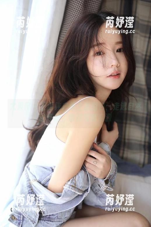 尤果网 - 王雨纯户外主题图包：走进自然的怀抱，收获写真资源
