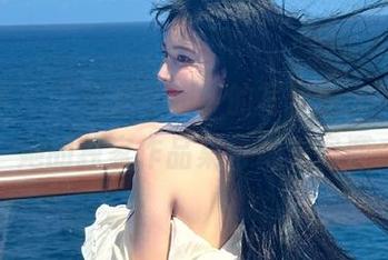 尤果网 – “米米学姐”的写真魅力，探索她的独家作品集与精彩资源
