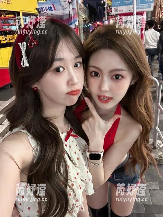 尤果网 - 诗朵雅的清纯套图，无圣光记录下纯真与美丽