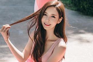 尤果网 – 赵伊彤最新御姐写真作品全集，带你走进她的迷人世界！