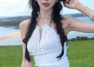 尤蜜荟 – 观看娜露Selena为你呈现的少女作品，感受每一瞬间的灵动与美好