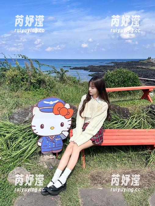 尤蜜荟 - 潮流引领者：朱可儿的镂空内衣写真图包，资源让你的视觉之旅更丰富