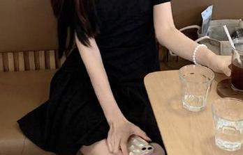 尤蜜荟 – 发掘梦心月女神的美丽瞬间：写真合集免费下载