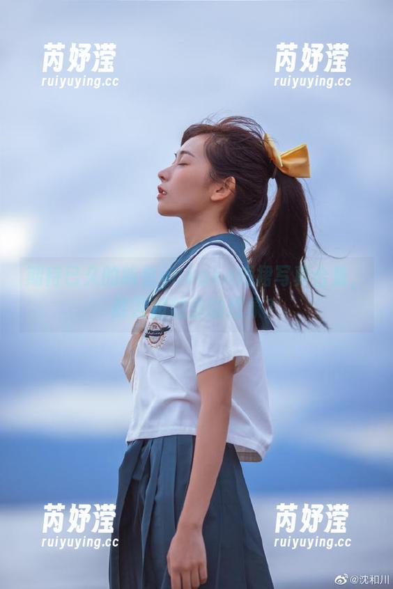 期待已久的屿鱼yukako短裙写真合集，能否超越你的想象？